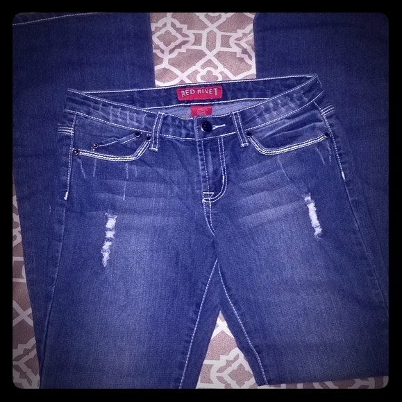 FINAL $❗Unique! Jrs Red Rivet Jean size 5. WAS $35 - Picture 4 of 8